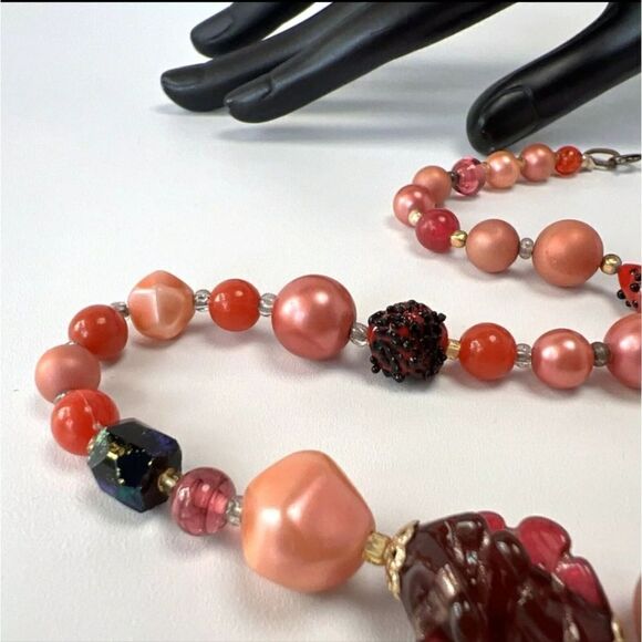 Red & Pink Glass Uranium wedding Cake - Picture 16 of 16